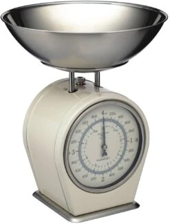 Living Nostalgia Mechanical Scale 4kg Cream