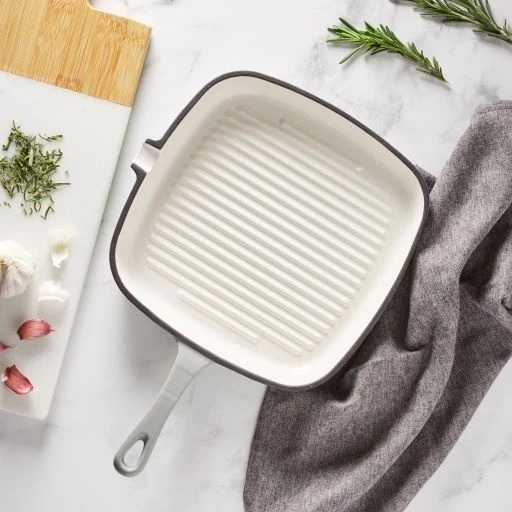 Simply Home Cast Iron 23cm Grill Pan - Grey 4 Simply Home Cast Iron 23cm Grill Pan - Grey - Image 2