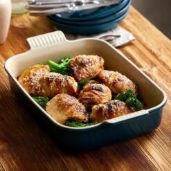 Le Creuset Heritage Deep Rectangular Dish 26cm Deep Teal 8 Le Creuset Heritage Deep Rectangular Dish 26cm Deep Teal -Le Creuset Store 49014 36499