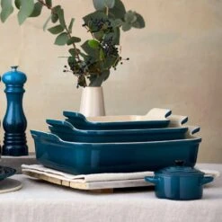 Le Creuset Heritage Deep Rectangular Dish 26cm Deep Teal 9 Le Creuset Heritage Deep Rectangular Dish 26cm Deep Teal -Le Creuset Store 49014 36500