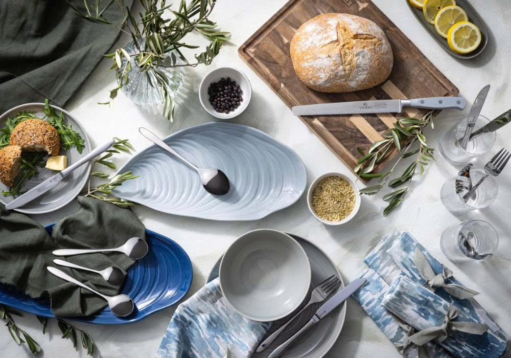 Le Creuset Store -Le Creuset Store z6862891965206 16d475569f37f1d7f409840aec09139b